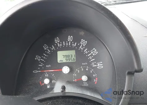 2003 Volkswagen New Beetle Gl z USA, uszkodzony, nr VIN 3VWBK21C53M401498